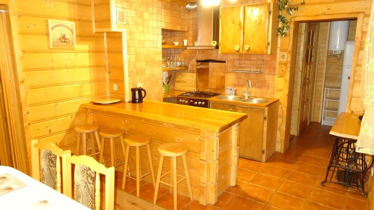 Cztery Pory Roku - Dom Villa Lutowiska Luaran gambar